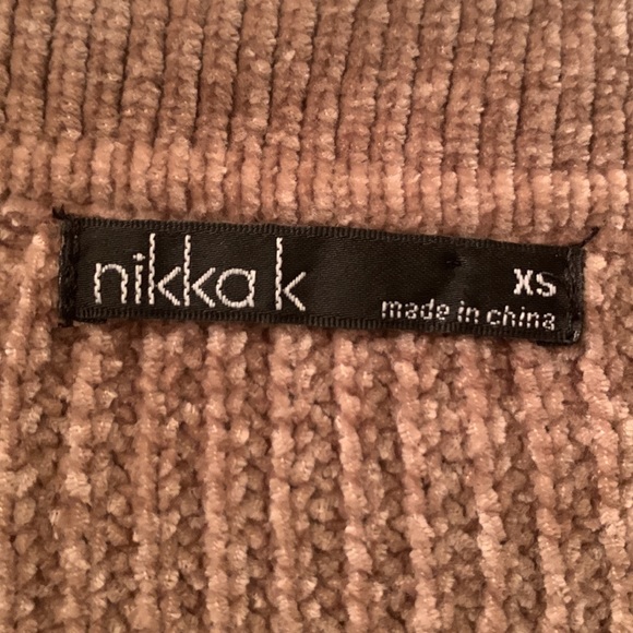 NIKKA K Freddy Tan and Green Crop Top - Picture 12 of 13